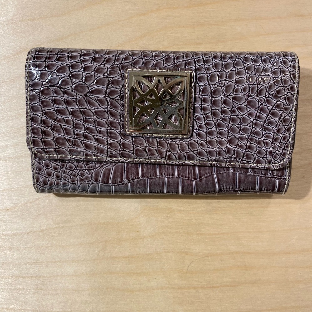 Unbranded Wallet (KQ)